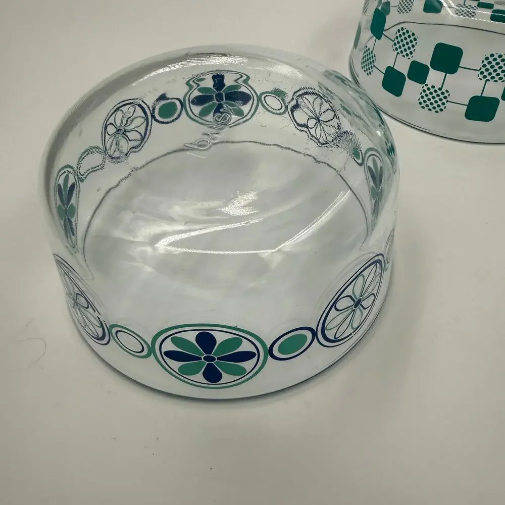 Lot Of 4 Pyrex #7201 6